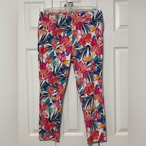 Time and Tru Floral Capri Jeggings